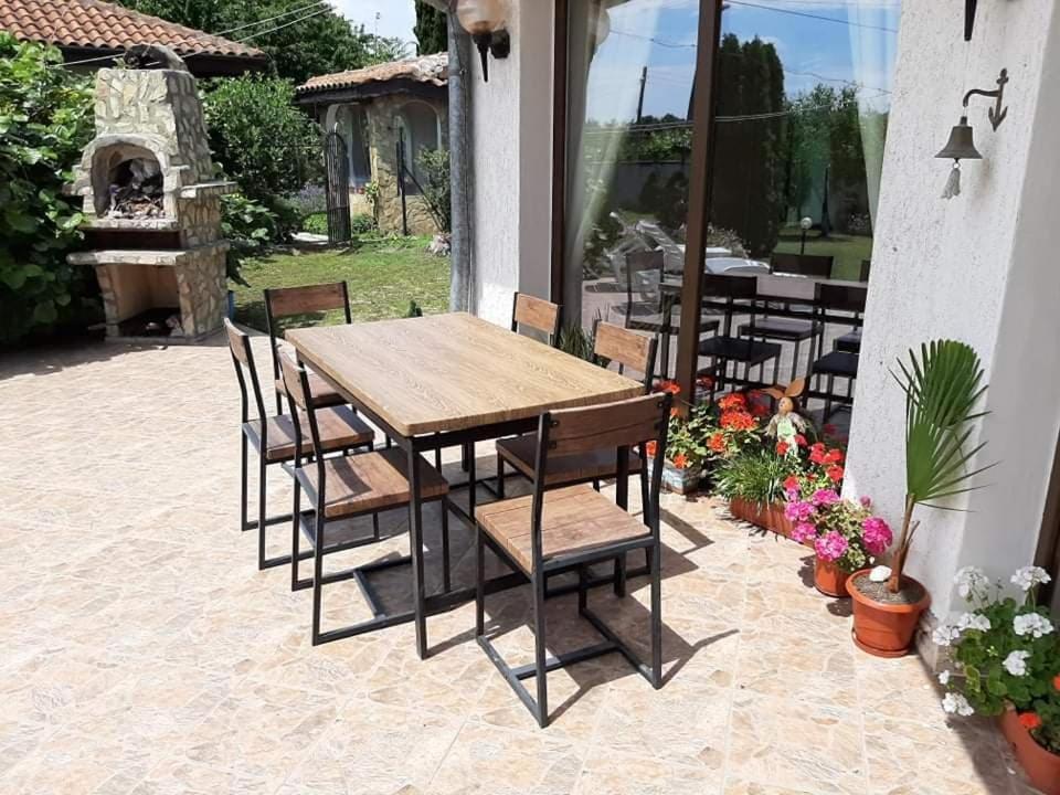 Guesthouse Oasis-Szabła Zewnętrze zdjęcie